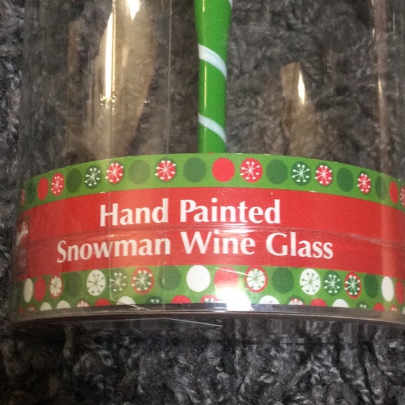 Christmas holiday snowman hand painted wine glass & wine bottle shirt hat cover - Picture 3 of 5